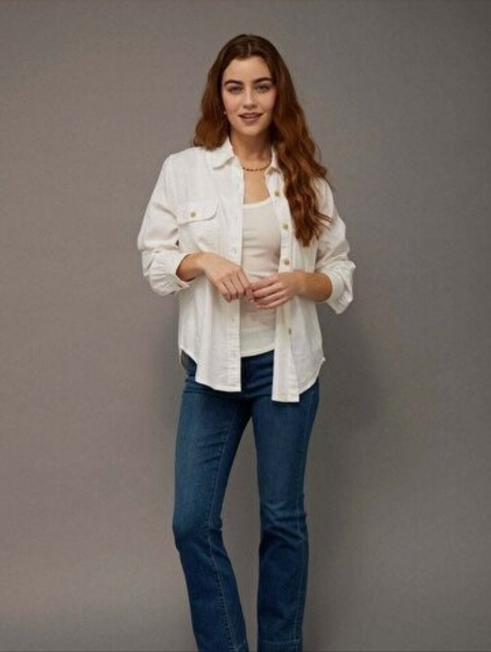 Like New - AE. White Linen Blend Button Up Shirt - M
